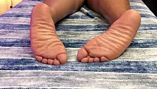 i massaged sexy ebony queen spread thick ass licked hole