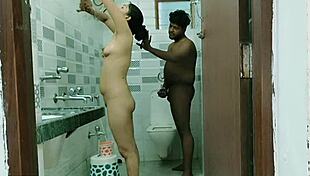 indian rich babe sneaks bathroom creampie fuck with driver 😈💦