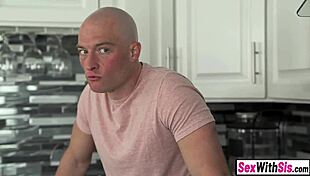 The annoying teen stepsis rips leggings and fucks stepbro hard