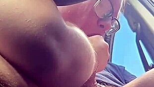 Amateur bbw chokes on fat homemade monster cock deepthroat lunch