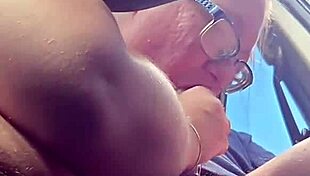 Amateur bbw chokes on fat homemade monster cock deepthroat lunch