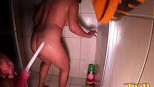 rebecca santos shaves ass as bibi tsunami showers with alex ferraz