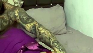 Friend Barebacks Huge Ass Mommy in Wet Pussy Action No Limits