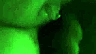 ¿Quién me folla el culo así de rico en poses calientes?