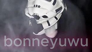 Bonneyuwu As Leia Stars Wars Cosplay Masturbates With Vader Dildo