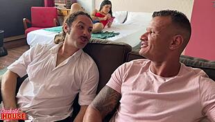 essa esposa safada she loves grupal sex and corno husband cheers her on