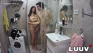 luuv alice boyfriend lucien flash real shower intimacy voyeur style