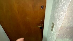 Busty chica craves cock on first date 🔥💦