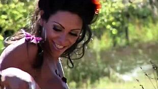 andreia vargas making of shoot 28-09-2007 french shemale escort crossdresser mp4sd