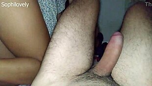 ¿te correrías dentro del coño perfecto de esta hermanastra en vaquera casero real?