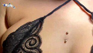 famosa colombian influencer deepthroats and rides manager cock wet on business trip