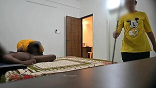 Indian couple fucks missionary hard in front of watching muslim maid jamila during cleaning