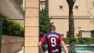 Asian lawyer raw fucks new bbc intern outdoors huh??