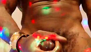 Kyle worships Hallelujah Johnson's BBC cumshot!