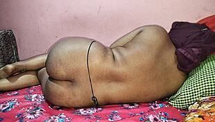 Muslim Mom's Big Natural Tits Tempt Masseuse into Sliding Cock for Sex