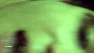 TRAVESTI TATUADA FODE LOIRINHO GOSTOSO IN BEDROOM CROSSDRESSING FUN