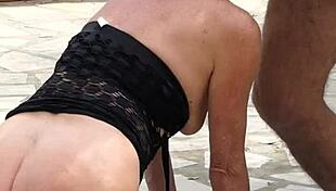 mature amateurs banging hot in the garden 😈🌳