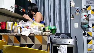 IFOOD DELIVERY GUY CAN'T WAIT TO FUCK THIS BRAZILIAN LATINA PUSSY