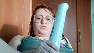 oh god curvy girlfriend flashes fat tits and rams dildo in ass on video call... so kinky!!