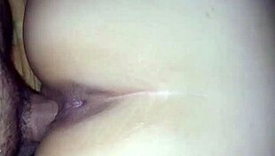 Esposa mexicana ass shaking wildly in steamy wife sex frenzy