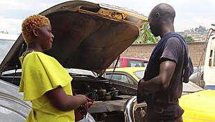 damn mechanic's monster cock makes me squirt deep in ass fixing car garage!! 🚗🍑💦