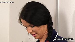 damn that spicy peach slurps every drop off her cumshot face 😍💦