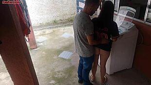 Married housewife pays washer tech with big ass while hubby’s out, rough bareback pounding