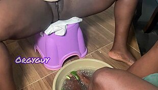 couple spreads juicy ebony milf trimmed pussy naughty while nails done homemade