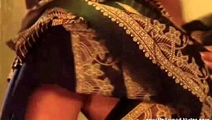 oh man... exotic indian princess dances nude teasing sensual hips!!