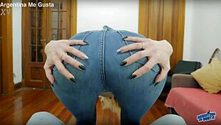 Amazing Thigh Gap Skinny Babe Flaunts Meaty Ass and Juicy Pussy Lips