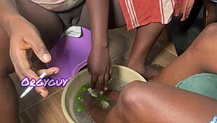 couple spreads juicy ebony milf trimmed pussy naughty while nails done homemade