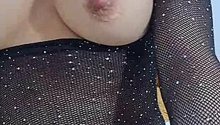 colombian latina fingers pussy with dildo till squirting wildly