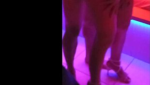 Doutora Liberada Kisses Lover in Front of Husband Prostitute Style