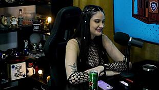 Victoria Camargo Strips Sensual Outfit, Ruan Burns with Desire in Outdoor Podcast