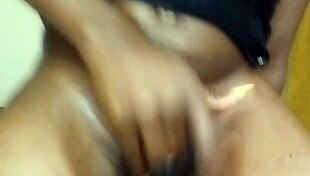 Solo Magic Fingers Fingering Ass to Squirting