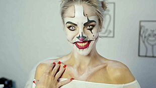 harley quinn cosplay makeup tease by miss daisy diamond for halloween