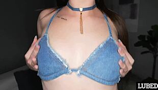 i gotta make this monster cock fit my oiled tight pussy 😩💦