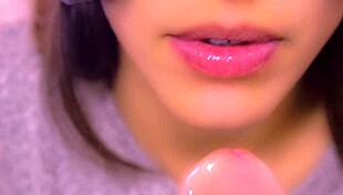 amateur chick gives sloppy close up blowjob on camera