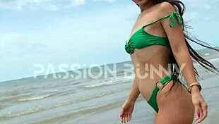 i cant stop flashin my petite tits beach walk public feels amazin