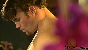 blonde amateur kneels for bodybuilder's thick facial cumshot