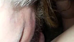 Bradhasabigbadhardcock licks and dicks babymama sensually