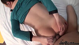 Osaka model with big tits and hairy pussy takes first creampie in hardcore debut