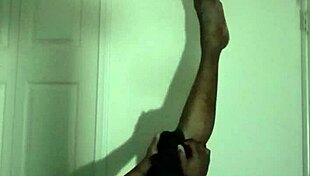 who wants my private jeans workout routine for free??