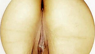 daddy keep sucking my throbbing cock dont stop please!