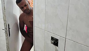 bbw meio-irma, suck my cock in shower hidden from parents 😏💦