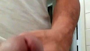 Cock strokage leads to massive cumshot explosion