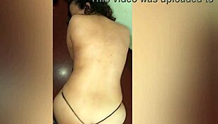 la amiga venezolana me monta duro en la silla follada sin piedad