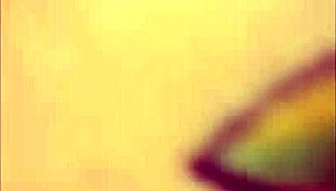 hey papitos, didn't get your father's day gift? watch this chubby latina milf's huge ass shake for you now