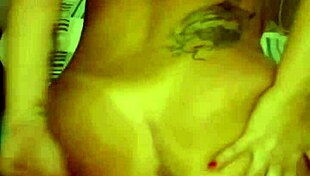 Watch Her Spit Oil Suck Toes Naked Pussy Squirt Masturbation!!