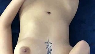 hey cutie i'm slurpin your tasty balls while you watch me close